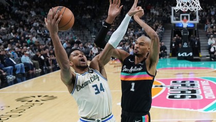 kaiyun-文班谈字母哥处境：我无权评判他生涯 但很好奇他生涯的下一篇章